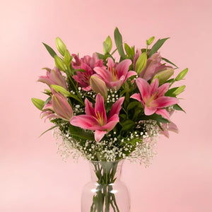 6 Pink Lilies in Glass Vase